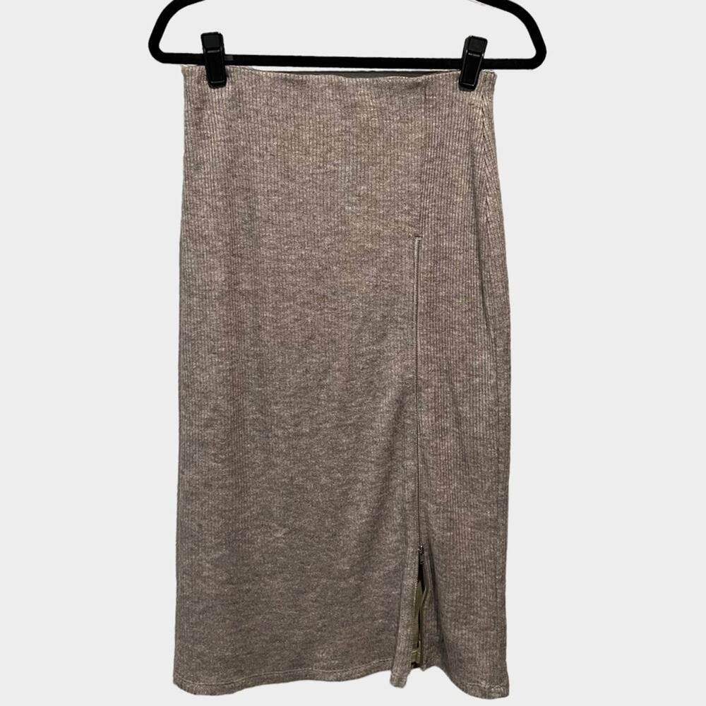 Lovers + Friends Paisley Ribbed Sweater Knit Pencil Side Zip Skirt sz L in Taupe - Picture 4 of 13